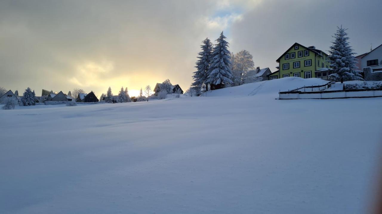 Hotel Schoene Aussicht Masserberg Dış mekan fotoğraf
